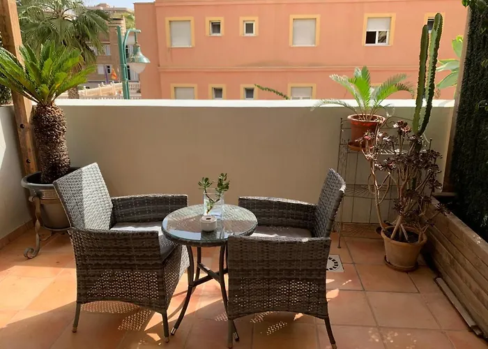 Kentia Málaga